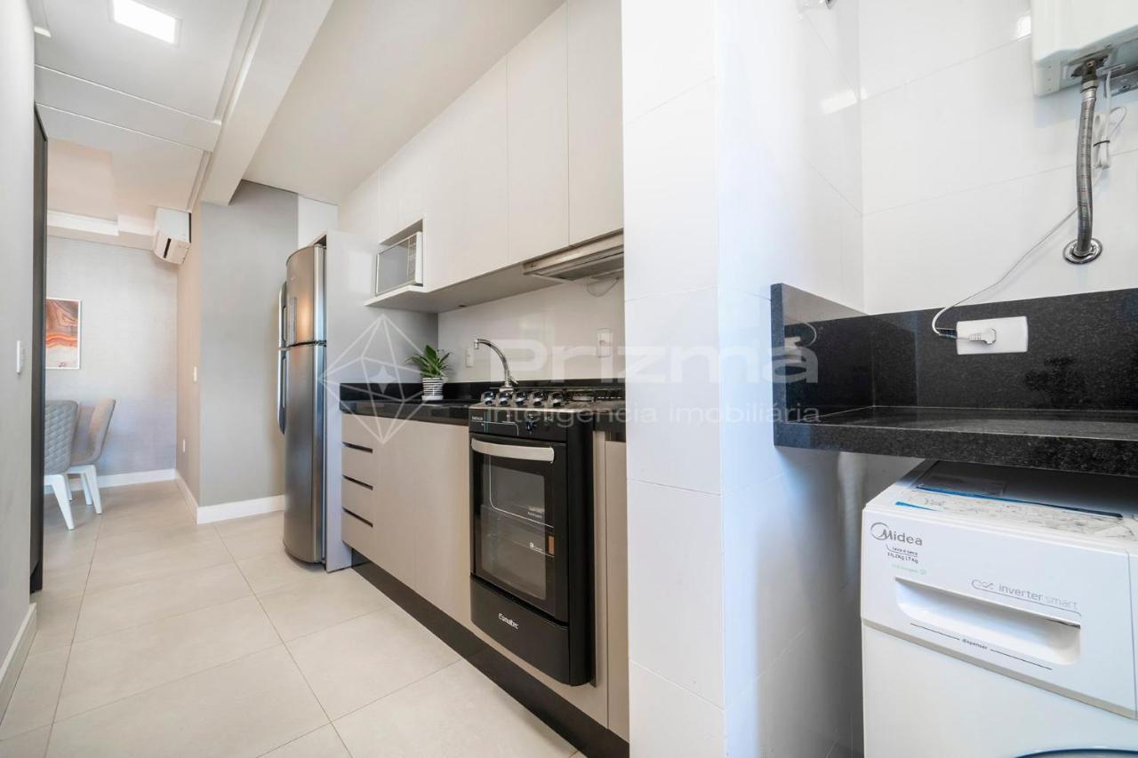Lindo apartamento condomínio de alto padrão com piscina e academia. Bombinhas Exterior foto